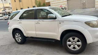 تويوتا فورتشنر 2010