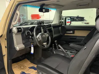 Toyota FJ Cruiser 2013