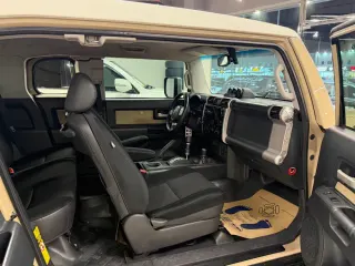 Toyota FJ Cruiser 2013