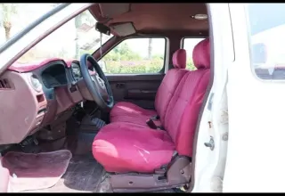 نيسان Pickup 2010