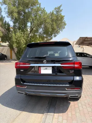 إم جي RX 8 2023