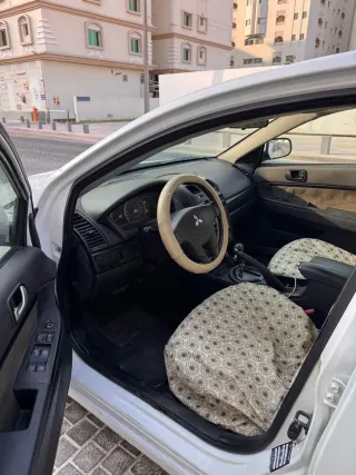 ميتسوبيشي Galant 2012