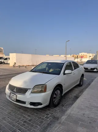 ميتسوبيشي Galant 2012