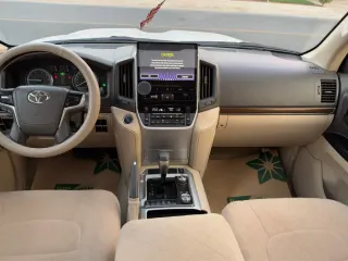 Toyota Land Cruiser 2020