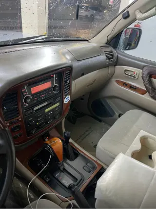 لكزس LX 470 2001