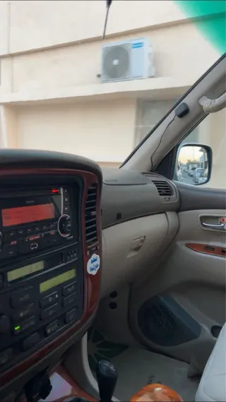 لكزس LX 470 2001
