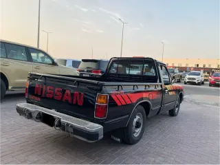 Nissan Datsun 1985