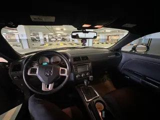 Dodge Challenger 2013
