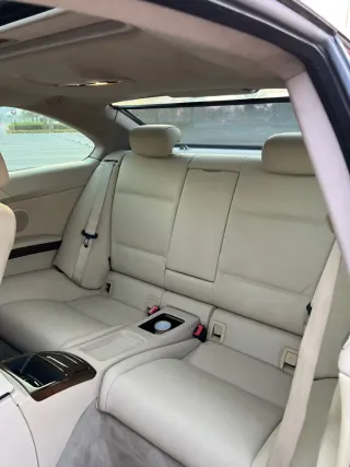 بي إم دبليو 3 Series 2011