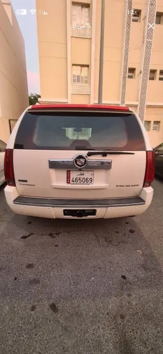 كاديلاك اسكاليد 2011