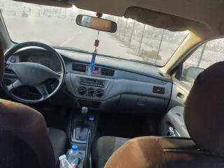 ميتسوبيشي لانسر 2005