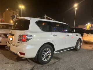 نيسان باترول 2010