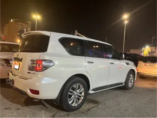 نيسان باترول 2010