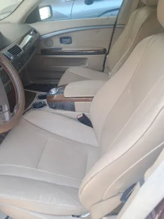 بي إم دبليو 7 Series 2005