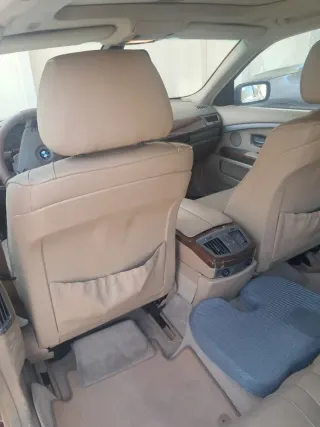 بي إم دبليو 7 Series 2005