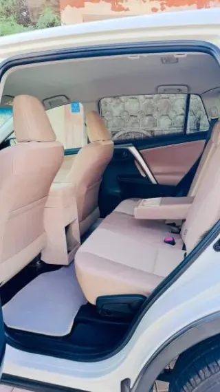 Toyota RAV4 2015