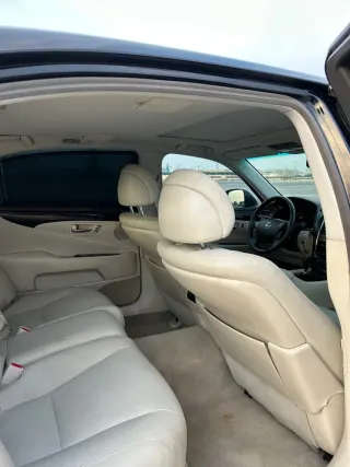 لكزس LS 460 2007