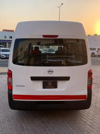 Nissan Urvan 2022