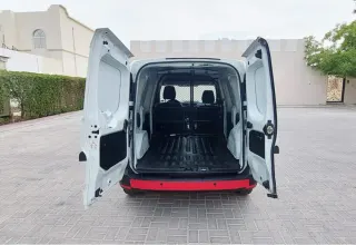 رينو دوكر 2023