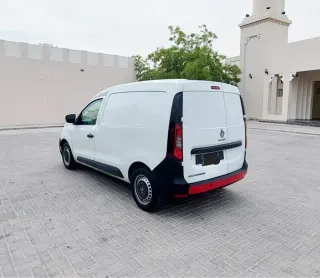 رينو دوكر 2023