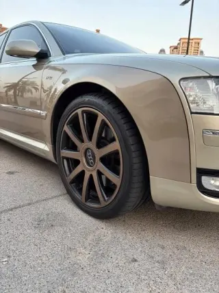 أودي A8 2008