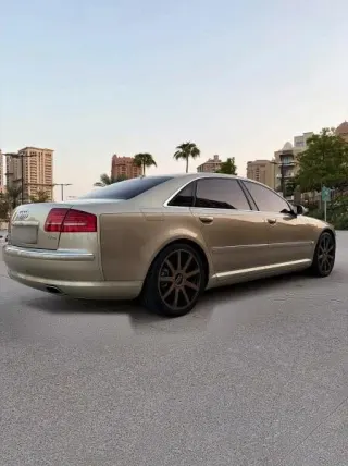 أودي A8 2008