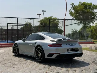 بورشه 911 Turbo S 2017