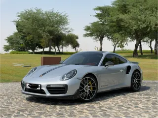 بورشه 911 Turbo S 2017