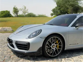 بورشه 911 Turbo S 2017