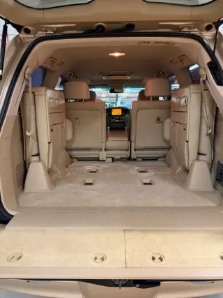 لكزس LX 570 2011
