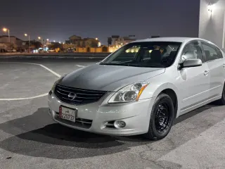 نيسان التيما 2011