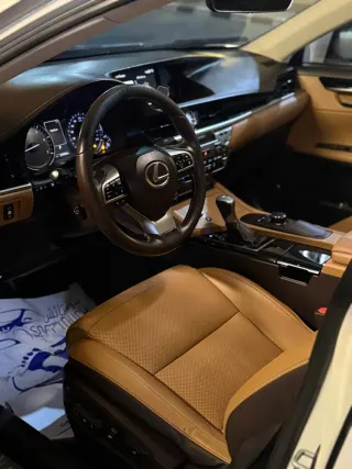 Lexus ES 350 2018
