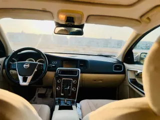 فولفو S 60 2011