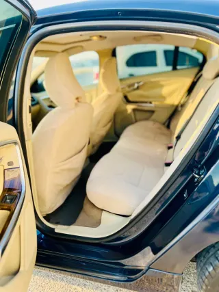 فولفو S 60 2011