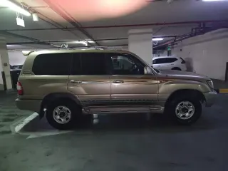 Toyota Land Cruiser 2003