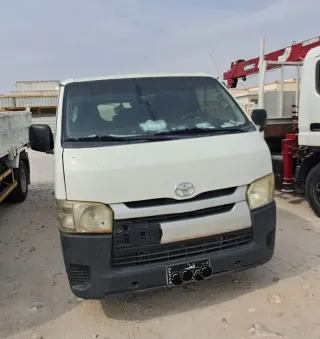 Toyota Hiace 2015