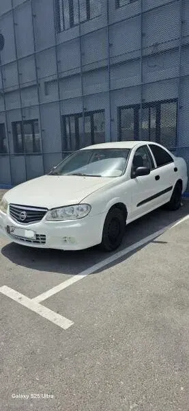 Nissan Sunny 2011