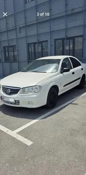 Nissan Sunny 2011