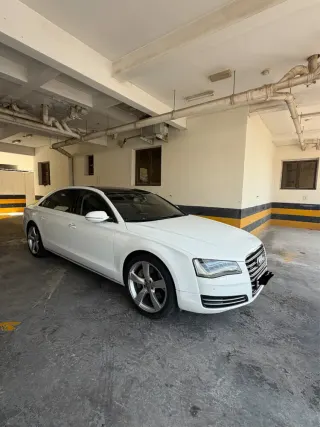 أودي A8 2012