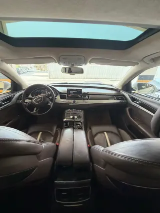 أودي A8 2012