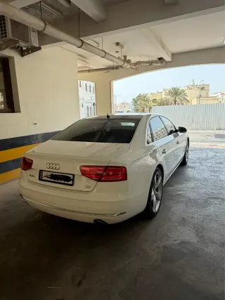 أودي A8 2012
