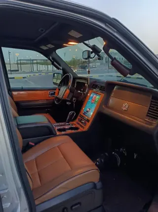Lincoln Navigator 2012
