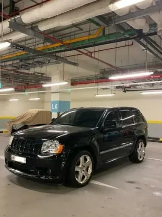 Jeep Grand Cherokee 2010 — MzadQatar