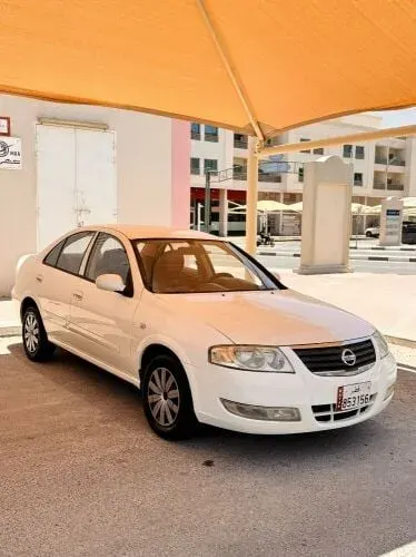 nissan sunny 2010