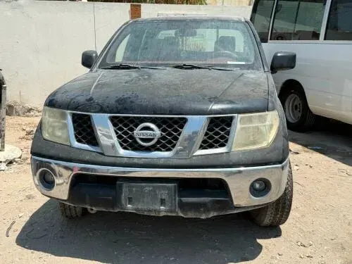 nissan navara 2012