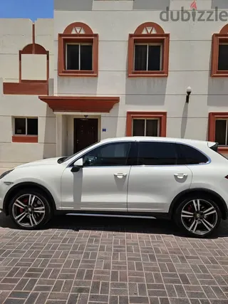 Porsche Cayenne Turbo 2011