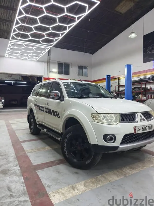 mitsubishi montero sport 2015