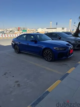 بي إم دبليو I4 2024