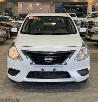 Nissan Sunny 2022