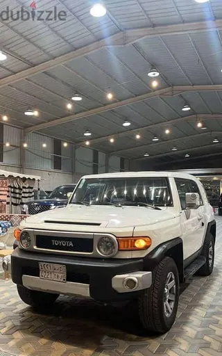 تويوتا FJ Cruiser 2014 — Dubizzle Saudi
